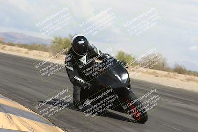 media/May-05-2025-Moto Forza (Mon) [[3c1838c5e5]]/2-B Group/Session 2 (Turn 7 Inside)/